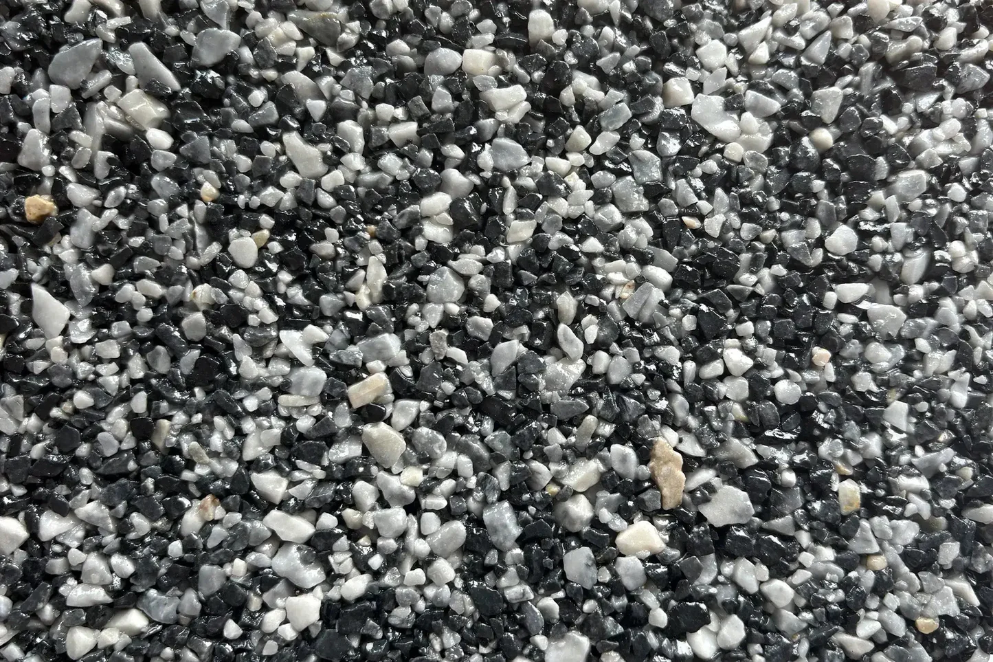 Vuba aggregated resin colour swatch: New Palazzo