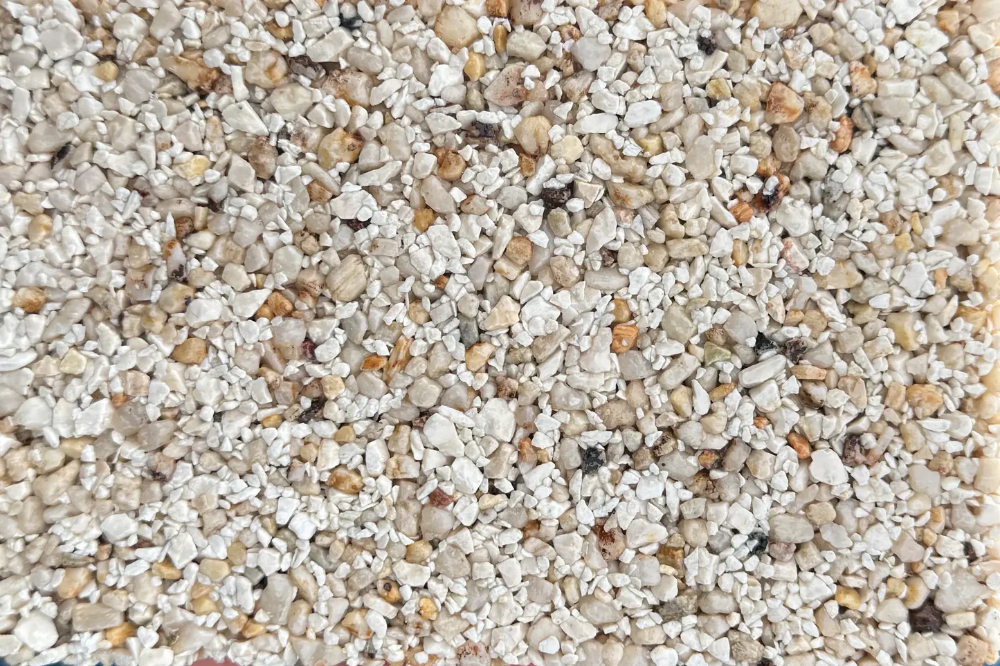 Vuba aggregated resin colour swatch: Bondi Breeze